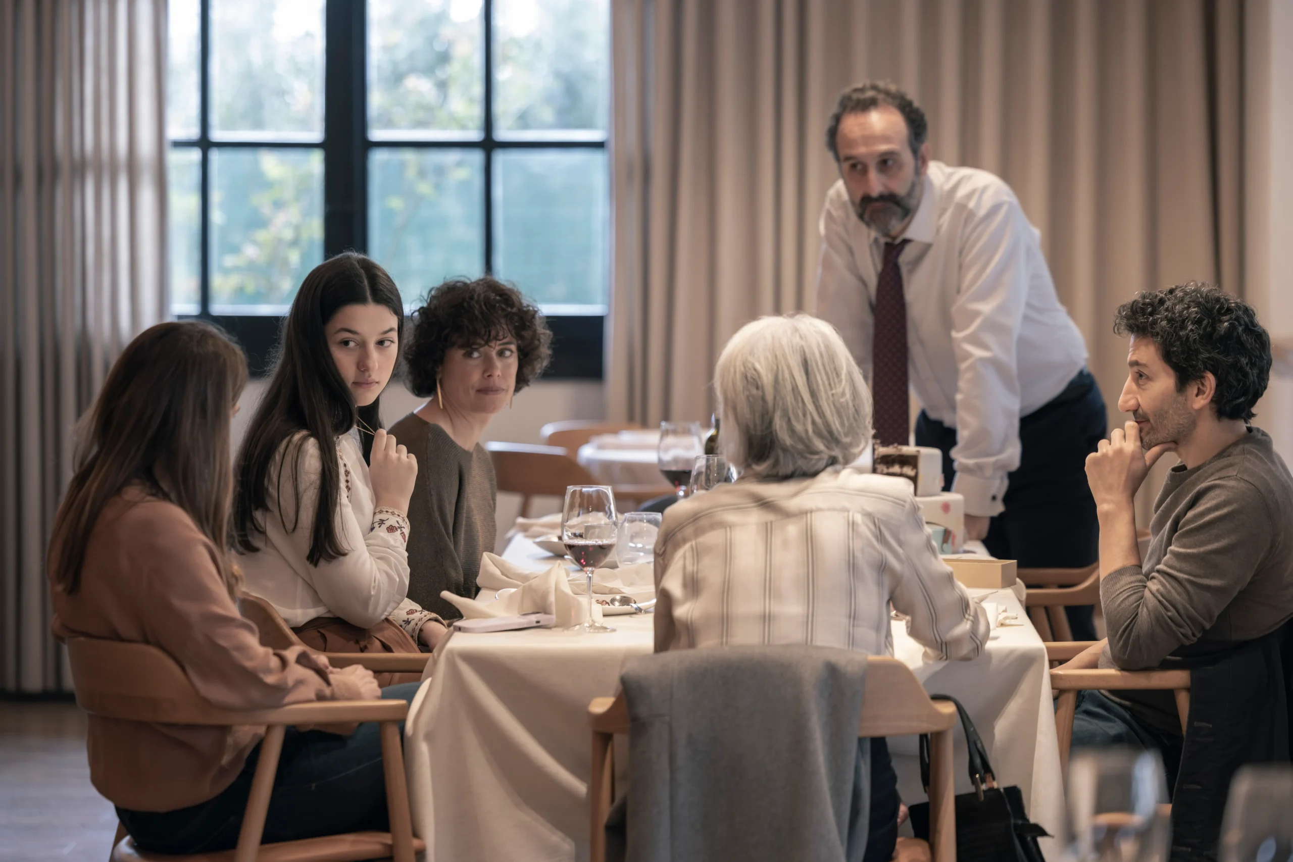 Escena de Los domingos (2025), dirigida por Alauda Ruiz de Azúa